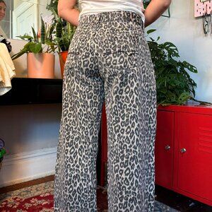 Low rise cheetah print jeans BDG